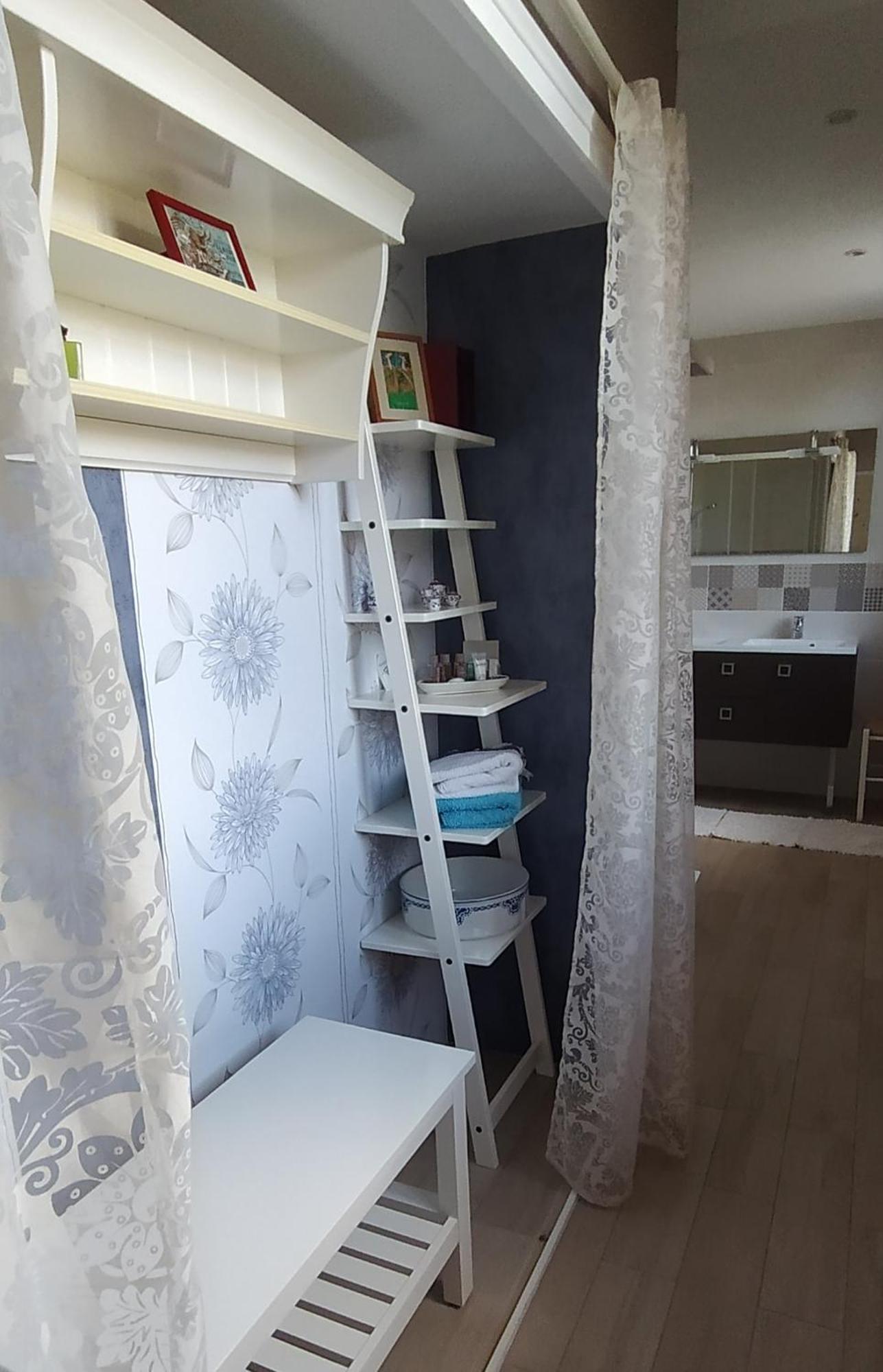 Saint-Martin-du-Bois  L'Ecureuil Gourmand, Chambre D'Hotes En Anjou Bleu מראה חיצוני תמונה